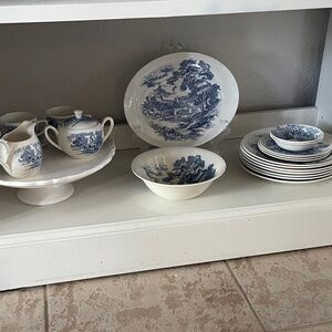 Wedgwood “Countryside” English Porcelain Set
